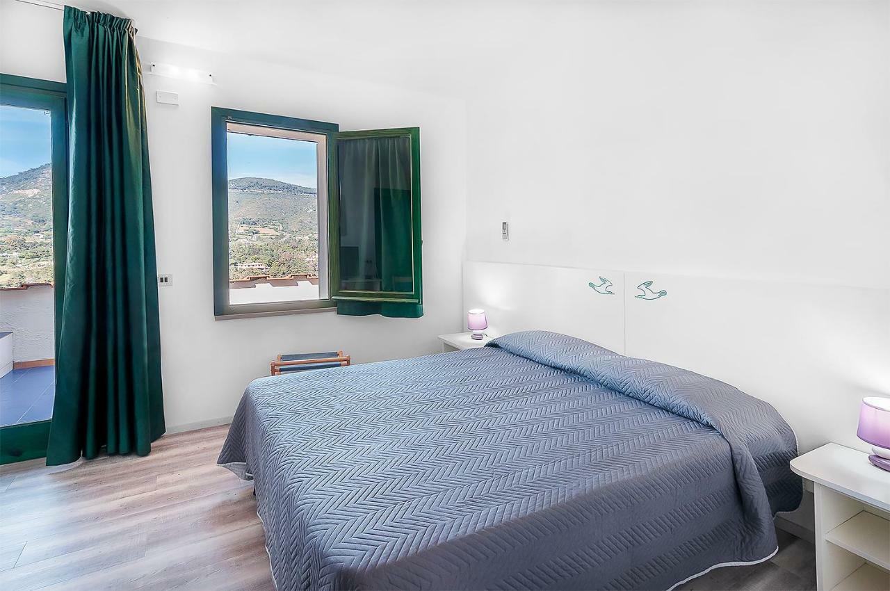 Hotel Capo Di Stella Каполівері Екстер'єр фото
